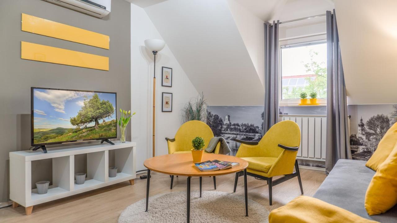 Luxury Studio 24 Γκιόρ Εξωτερικό φωτογραφία