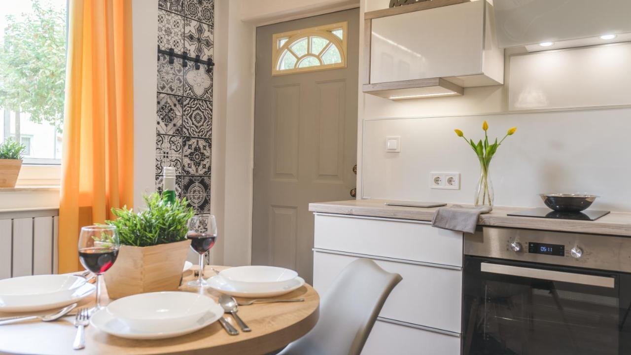 Luxury Studio 24 Γκιόρ Εξωτερικό φωτογραφία