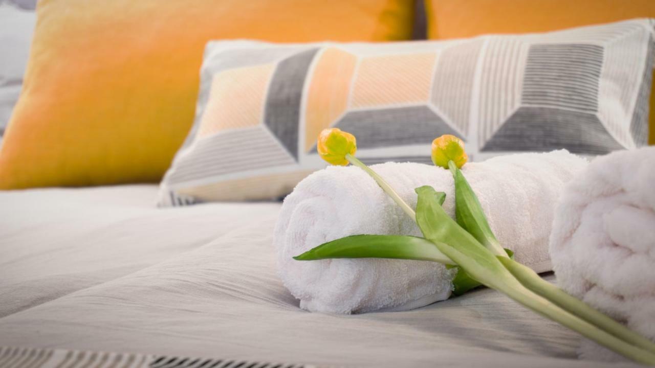 Luxury Studio 24 Γκιόρ Εξωτερικό φωτογραφία