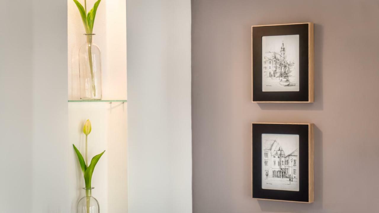 Luxury Studio 24 Γκιόρ Εξωτερικό φωτογραφία